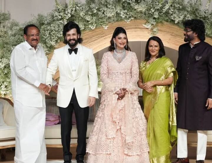Former Vice President of India, M. Venkaiah Naidu, also marked his presence at the lavish celebration. He was seen warmly congratulating the newlyweds, Akhil Akkineni and Zainab Ravdjee, adding a dignified charm to the star-studded affair.