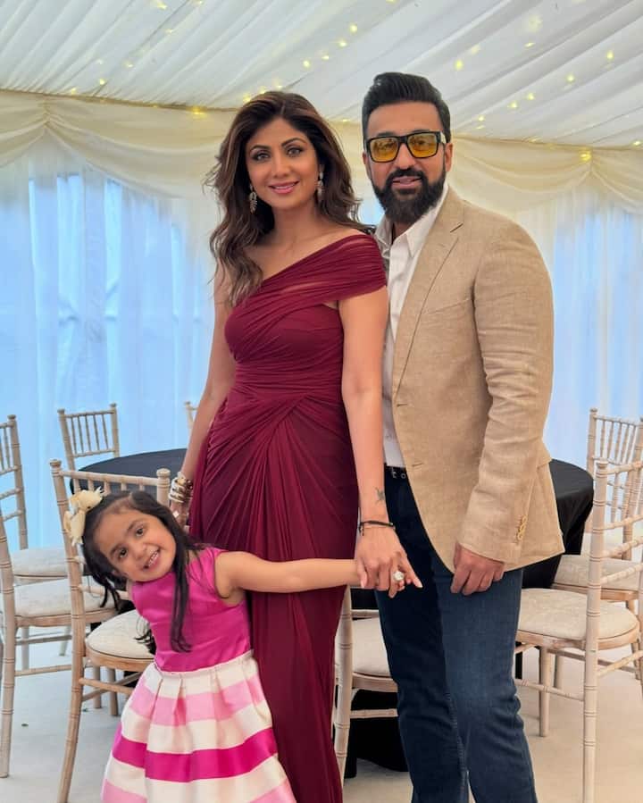 राज कुंद्रा ने अपनी पोस्ट में शिल्पा का एक खास वीडियो शेयर किया है,जिसमें उनके करियर से लेकर उनके लव स्टोरी,2 बच्चों की मां बनने तक की पूरी जर्नी को खूबसूरती से दिखाया गया है.