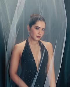 Raashii Khanna’s Black Fit Is Too Stunning To Scroll Past, See Pics