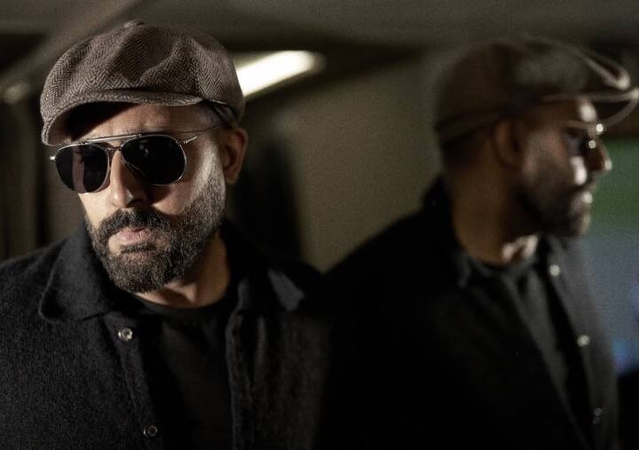 ये बड़ी बात है कि नाना पाटेकर और संजय दत्त जैसे 19 चेहरों में अक्षय कुमार और रितेश देशमुख के अलावा फिल्म में थर्ड लीड कैरेक्टर अभिषेक बच्चन को दिया गया है. जबकि उनकी सारी पिछली फिल्में फ्लॉप रही हैं.