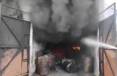 ਅੰਮ੍ਰਿਤਸਰ ’ਚ ਇੱਕ ਹੋਰ ਵੱਡਾ ਹਾਦਸਾ ! ਪੇਂਟ ਫੈਕਟਰੀ ‘ਚ ਲੱਗੀ ਭਿਆਨਕ ਅੱਗ, 2 ਲੋਕ ਜਿਉਂਦੇ ਸੜੇ, 1 ਦੀ ਹਾਲਤ ਗੰਭੀਰ