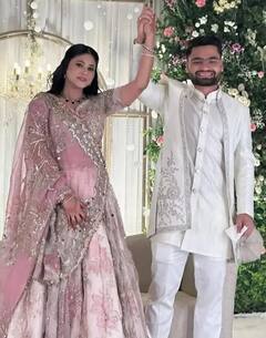 Shah Rukh Khan के चहेते क्रिकेटर रिंकू सिंह ने सगाई में पहने ऐसे कपड़े, किंग खान से ली है इंस्पिरेशन?