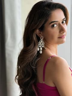 Ashika Ranganath: పింక్ శారీలో 'విశ్వంభర' హీరోయిన్... ఎంత ముద్దుగా ఉందో కదూ!
