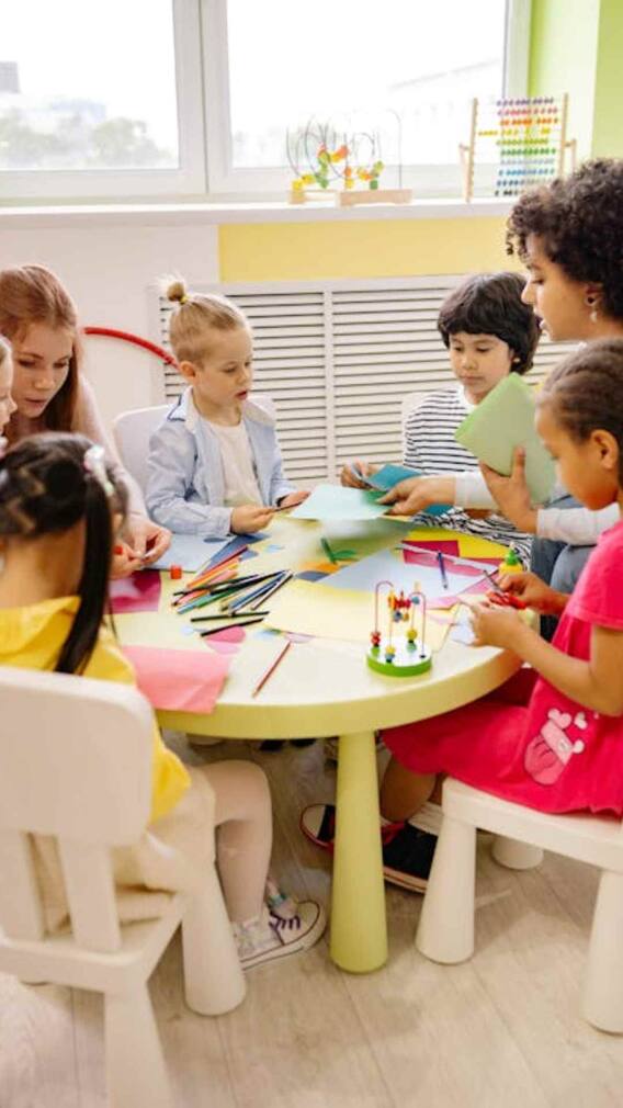 पढ़ाकू बच्चों में होती हैं ये 5 आदतें