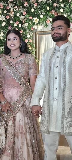 Rinku Singh-Priya Saroj Engagement: सांसद हैं प्रिया सरोज, सैलरी रिंकू सिंह से कम या ज्यादा? यहां जानें