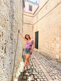 Mehreen Pirzada: మోడ్రన్ డ్రెస్‌లో హనీ పాప - యూత్ మనసు దోచేస్తోందిగా..