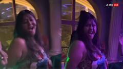 मुन्नी बदनाम हुई पर एकता कपूर ने लगाए ठुमके, बर्थडे पार्टी में जमकर नाचीं टीवी क्वीन