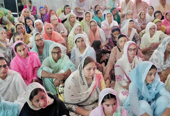 ਸੰਗਤਾਂ ਅਤੇ ਪ੍ਰਬੰਧਕਾਂ ਵਲੋਂ ਮਿਲੇ ਪਿਆਰ ਸਤਿਕਾਰ ਲਈ ਡਾ. ਗੁਰਪ੍ਰੀਤ ਕੌਰ ਨੇ ਦਿਲੋਂ ਧੰਨਵਾਦ ਕੀਤਾ