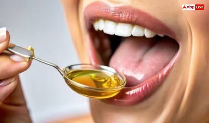 Oil pulling technique offers these 6 amazing benefits along with keeping the skin youthful Oil Pulling Benefits: સ્કિનને એવરયંગ રાખવાની સાથે આ 6 ગજબ ફાયદા આપે છે ઓઇલ પુલિંગ ટેકનિક