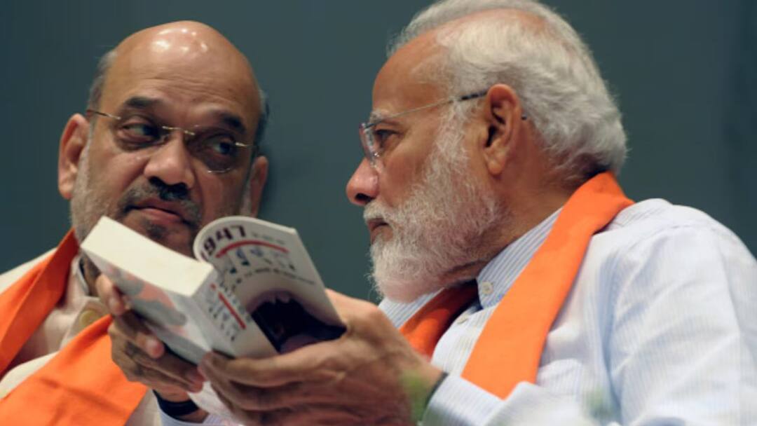 DMK On BJP: ”After All மோடி, அமித் ஷா” யாருக்கு பயம்? இந்தி இல்லன்னா நானே ரெடி - பாஜகவை பந்தாடிய ஆ.ராசா