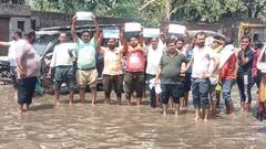 अलीगढ़ में जल भराव की समस्या से परेशान लोगों का प्रदर्शन, नगर निगम के खिलाफ जताया आक्रोश