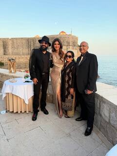 शिल्पा शेट्टी के बर्थडे पर पति राज ने किया ग्रैंड सेलिब्रेशन, एक्ट्रेस ने गोल्डन गर्ल बनकर काटा केक, शेयर की तस्वीरें