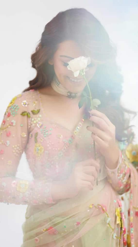 पक्की सहेली के पति को छीनने वाली कौन है ये हसीना?