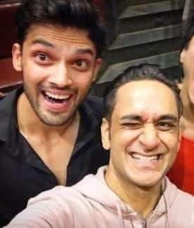 एक्टर और प्रोड्यूसर का ये मामला अब कानून के घेरे में आ गया. अभिनेता ने विकास गुप्ता को एक लीगल नोटिस भेजा जिसमें उन्होंने प्रोड्यूसर पर छेड़छाड़ का आरोप, बकाया राशि का भुगतान न करने और उनके करियर को बर्बाद करने का आरोप लगाया.