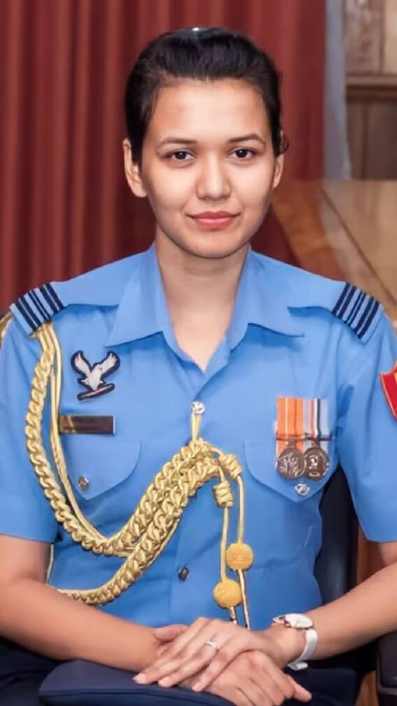 काय आहे एड-डी-कॅम्प(एडीसी) पदाचे वैशिष्ट्य?