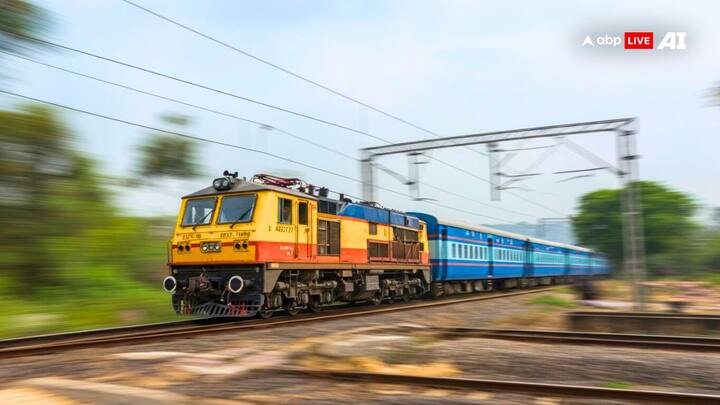 Train Break Distance Time: कोई ट्रेन को अगर इमरजेंसी में रोकना हो तो उसके लिए ड्राइवर ब्रेक का इस्तेमाल करता है. लेकिन क्या आपको पता है कि ब्रेक लगने के कितनी देर के बाद ट्रेन रुकती है.