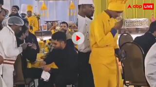 रिंकू सिंह ने अपनी सगाई के बाद वेटर्स का ऐसे किया सम्मान! वीडियो देख हर कोई कर रहा तारीफ