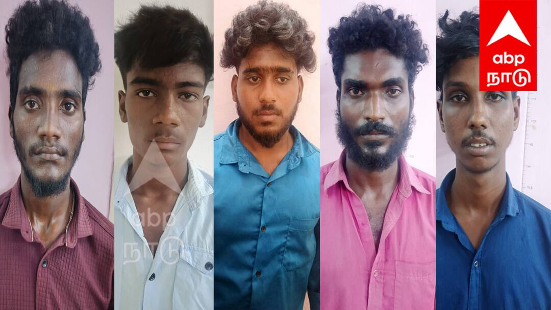 எங்க ஊருக்கே வந்து கெத்து காட்டுறியா? - டிப்பர் லாரி ஓட்டுநர் கொலையில் 5 பேர் கைது, அதிர்ச்சி வாக்குமூலம் Villupuram Tractor collision was a pre-emptive strike! Tipper lorry driver murdered: 5 arrested, shocking confessions எங்க ஊருக்கே வந்து கெத்து காட்டுறியா? - டிப்பர் லாரி ஓட்டுநர் கொலையில் 5 பேர் கைது, அதிர்ச்சி வாக்குமூலம்