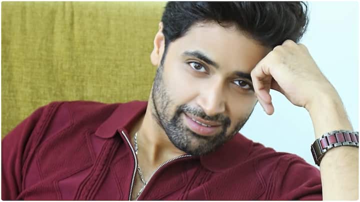 Sesh Adivi : టాలీవుడ్ హీర్ అడివి శేష్ తన లేటెస్ట్ ఫోటోలు ఇన్​స్టాలో షేర్ చేశాడు. దానికో క్యూట్ క్యాప్షన్ కూడా ఇచ్చాడు. ఇంతకీ ఆ క్యాప్షన్ ఏంటో.. ఆడియన్స్ రియాక్షన్ ఏంటో చూసేద్దాం.