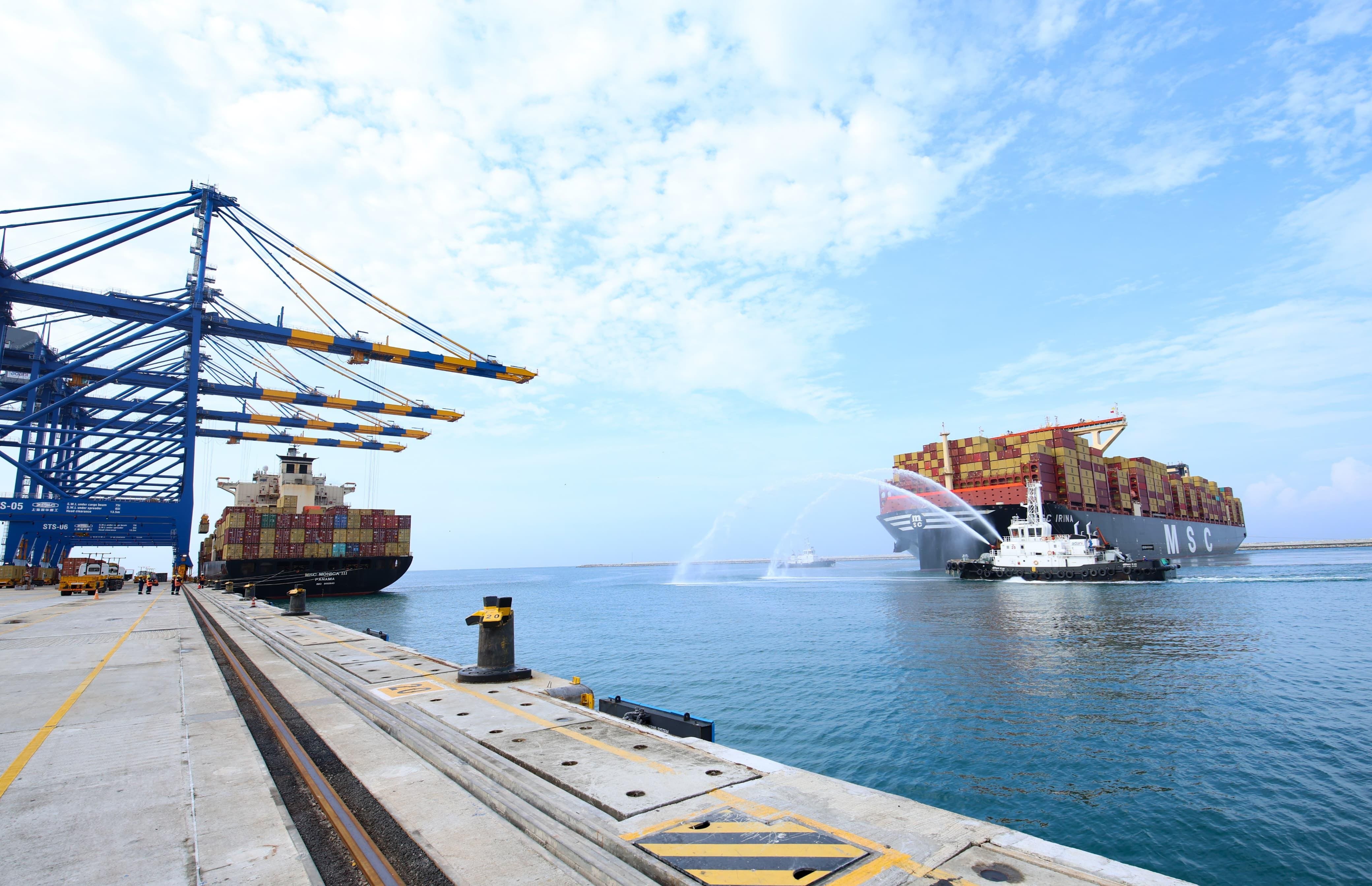 અદાણી ગૃપની મોટી ઉપલબ્ધિ, દુનિયાનું સૌથી મોટું કન્ટેનર જહાજ MSC IRINA વિઝિંજમ પૉર્ટ પહોંચ્યુ