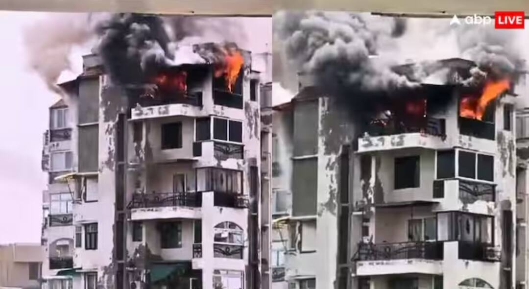 ਦੁਖਦਾਈ...! ਫਲੈਟ ‘ਚ ਲੱਗੀ ਭਿਆਨਕ ਅੱਗ, ਜਾਨ ਬਚਾਉਣ ਲਈ ਪਿਤਾ ਨੇ ਦੋ ਬੱਚਿਆਂ ਸਮੇਤ ਮਾਰੀ ਛਾਲ, ਤਿੰਨਾਂ ਦੀ ਹੋਈ ਦਰਦਨਾਕ ਮੌਤ Dwarka multistory buildings fire father jumped with two child three died ਦੁਖਦਾਈ...! ਫਲੈਟ ‘ਚ ਲੱਗੀ ਭਿਆਨਕ ਅੱਗ, ਜਾਨ ਬਚਾਉਣ ਲਈ ਪਿਤਾ ਨੇ ਦੋ ਬੱਚਿਆਂ ਸਮੇਤ ਮਾਰੀ ਛਾਲ, ਤਿੰਨਾਂ ਦੀ ਹੋਈ ਦਰਦਨਾਕ ਮੌਤ