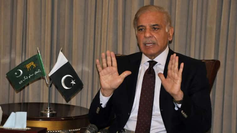 Tax Exemptions Cost Pakistan $21 Billion This Year On Top Of $17 Billion External Debt: Survey Pakistan Loses $21 Billion To Tax Exemptions Alone This Year On Top Of $17 Billion External Debt: Survey