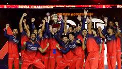 IPL ਜਿੱਤਣ ਤੋਂ ਬਾਅਦ RCB ਫਰੈਂਚਾਇਜ਼ੀ ਵੇਚਣ ਦੀ ਬਣ ਰਹੀ ਸਲਾਹ, ਜਲਦੀ ਹੀ ਵੱਡਾ ਫੈਸਲਾ ਲੈ ਸਕਦੇ ਟੀਮ ਮਾਲਕ