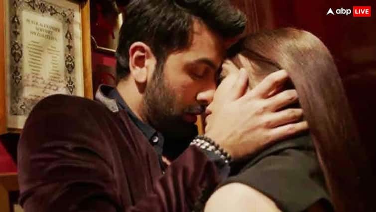 Karan Johar wrote Ranbir Kapoor Aishwarya Rai Anushka Sharma Ae Dil Hai Mushkil movie in just 9 days know collection करण जौहर ने सिर्फ 9 दिन में लिख दी थी रणबीर कपूर की ये फिल्म, जानें बॉक्स ऑफिस पर कैसा रहा था हाल?