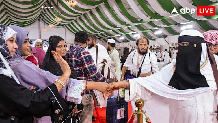 Saudi Arabia is issuing Umrah visas day after conclusion of Hajj 2025 Over 1.6 million Muslims prayed in Mecca during annual Islamic pilgrimage हज के बाद अब सऊदी अरब ने अब उमराह वीजा किया शुरू, जानें क्या है प्रोसेस?