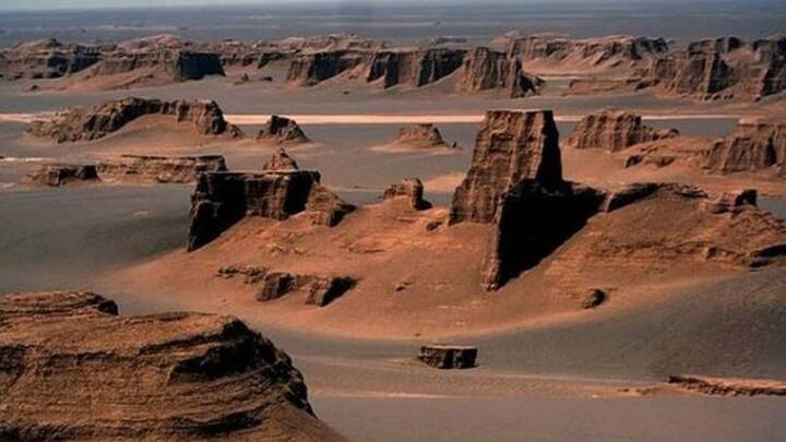 2,278,015 हेक्टेयर में फैला यह क्षेत्र काफी बड़ा है और 1,794,134 हेक्टेयर के बफर जोन से घिरा हुआ है. यह जगह पहाड़ों से घिरी एक आंतरिक घाटी में स्थित है.