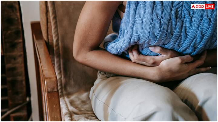 मोटापा या ज्यादा वजन भी किडनी कैंसर का प्रमुख कारण है, जिसे लोग अक्सर अनदेखा कर देते हैं. ग्लोबल बर्डन ऑफ डिजीज (GBD) 2021 की एक स्टडी के अनुसार, हाई बॉडी मास इंडेक्स (BMI) के कारण किडनी कैंसर का खतरा 165 पर्सेंट तक बढ़ सकता है.