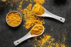 अंडरआर्म्स का कालापन दूर करने के 6 तरीके, हमेशा के लिए चमक जाएंगे