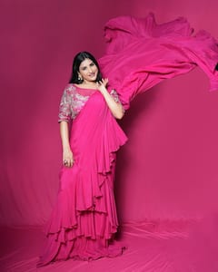 Singer Mangli : పింక్ శారీలో సింగర్ మంగ్లీ బ్యూటిఫుల్ ఫొటోస్!