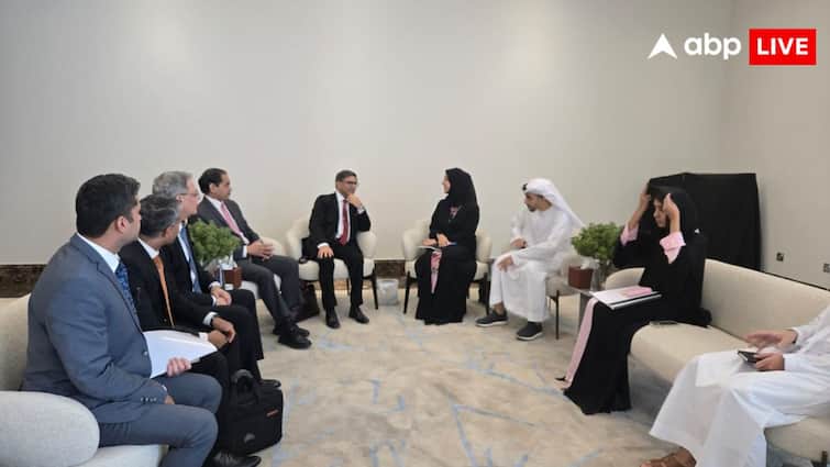Foreign Secretary Vikram Misri visit Abu Dhabi UAE Expressed gratitude for support regarding Pahalgam terrorist attack विदेश सचिव विक्रम मिस्री पहुंचे UAE, पहलगाम आतंकी हमले को लेकर मिले समर्थन पर क्या कहा?