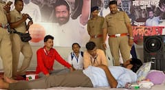 बच्चू कडूंची प्रकृती खालावली, वजन 4 किलोने घटलं, शरद पवारांचा फोन, मनोज जरांगे भेट घेणार, कुणाकुणाचा पाठिंबा?