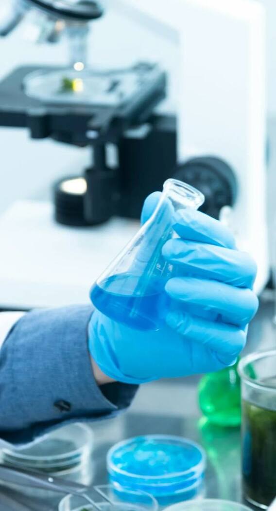 परमाणु बम बनाने वाले साइंटिस्ट को क्या कहा जाता है?