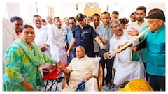 Lalu Prasad Cuts Birthday Cake With Rabri Devi, Supporters In Patna
