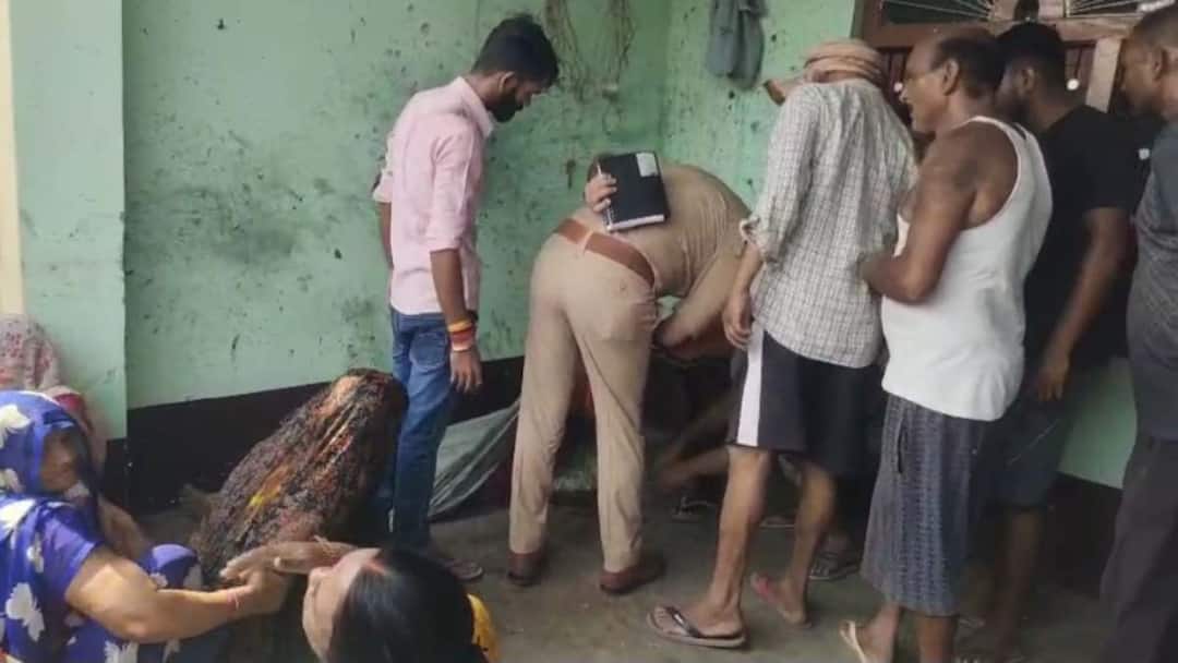 Uttarpradesh Amethi blast in retired Army Officer her wife died in this incident ann Amethi Blast News: अमेठी में रिटायर्ड सैनिक के घर में ब्लास्ट, सैनिक की मौत पत्नी घायल, इलाके में मचा हड़कंप