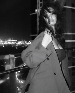 Disha Patani : అర్థరాత్రి హాట్ లుక్..దిశా పటాని షేర్ చేసిన ఫొటోస్ చూశారా!