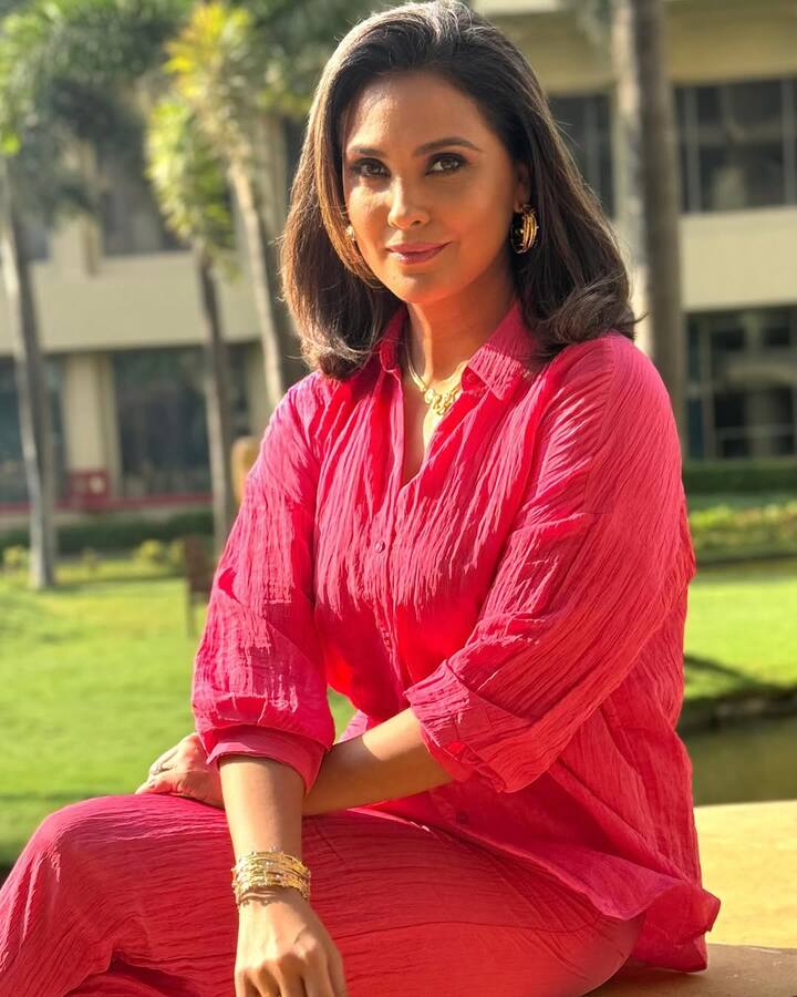 लारा दत्ता ने टेनिस प्लेयर महेश भूपति संग शादी की है. लारा संग शादी से पहले महेश शादीशुदा थे.