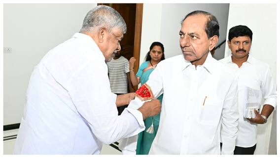 दिल्ली की गर्मी से बचने के लिए इन पूल्स में ठंडक का लें मजा