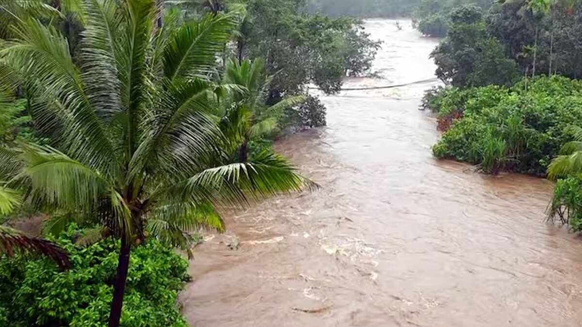 கேரளாவில் கனமழை: ஆரஞ்சு அலர்ட் எச்சரிக்கை! இயல்பு வாழ்க்கை பாதிப்பு