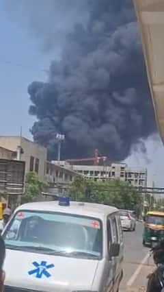 Gujarat Air India Plane Crash: गुजरातमध्ये 200 हून अधिक प्रवासी असणारं Air India चं विमान कोसळलं; सगळं चक्काचूर झालं, भयावह PHOTO समोर