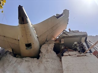Ahmedabad Plane Crash : આ પ્લેનેમાં પહેલાથી હતી કોઇ ખામી, આ પ્લેનને પહેલા ઉડાવી ચૂકેલા પાયલટની પૂછપરછ