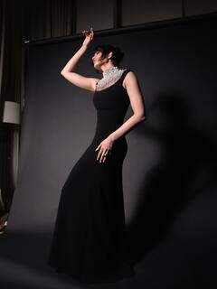 Karishma Tanna: परमसुंदरी करिश्मा तन्नाचा किलर लूक पाहून तुम्हीही व्हाल थक्क!