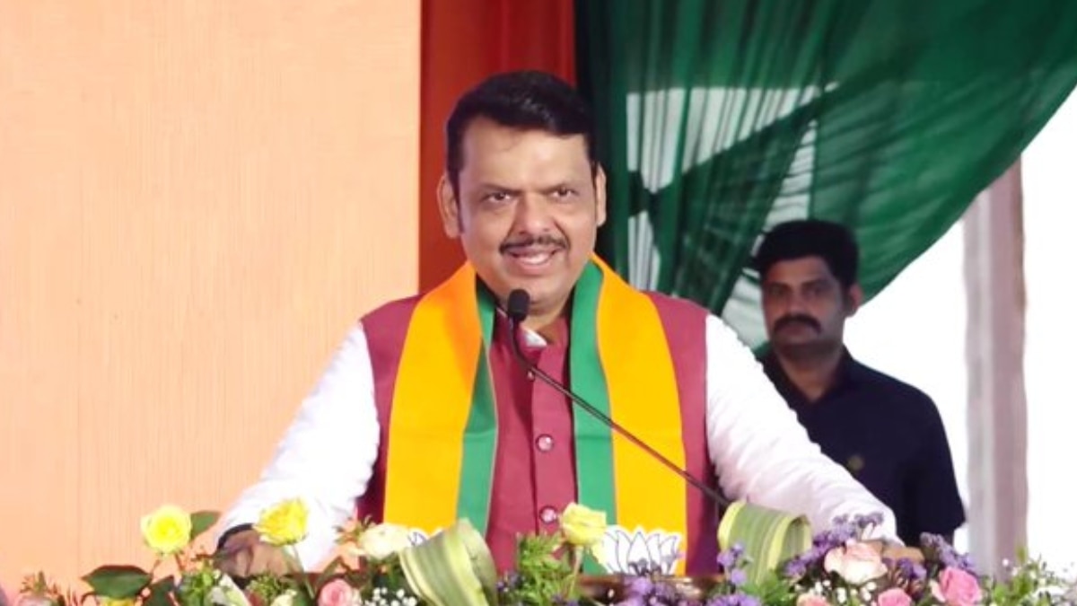‘डिजिटल इंडिया अब सिर्फ पहल नहीं, यह भारत की पहचान’, CM फडणवीस ने की PM मोदी की तारीफ