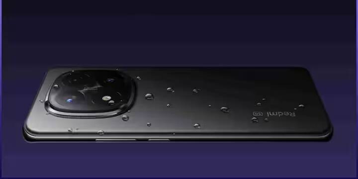 Redmi Note 14 Pro 5G को IP68 रेटिंग दी गई है, जो इसे वाटर-रेसिस्टेंट बनाती है। इसमें 8GB रैम और 128GB स्टोरेज दी गई है। फोटोग्राफी के लिए इसमें 50MP का मेन कैमरा दिया गया है। फ्लिपकार्ट पर यह फोन 21,489 रुपये में लिस्टेड है, जबकि ऑफर के तहत इसे 20,239 रुपये में भी खरीदा जा सकता है।