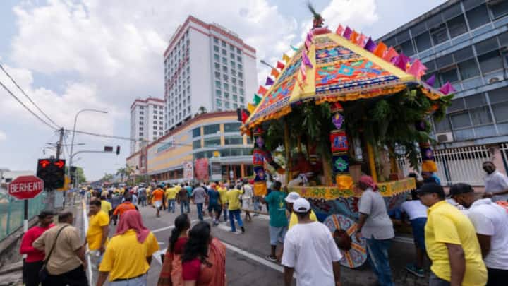 Jai Shri Ram has also heard slogans on the streets of Dubai. The US has the largest population of overseas Indians and one of them is a huge part Hindu. According to the Pew report, between 2010 and 2020, the number of Hindus in the US has increased by 55 percent.