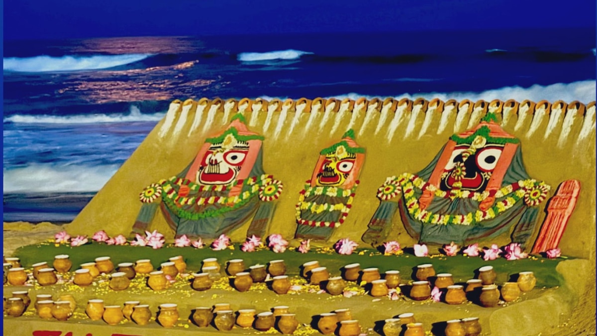 Sudarshan Pattnaik's Sand Sculpture Of Lord Jagannath Amazes Puri Visitors