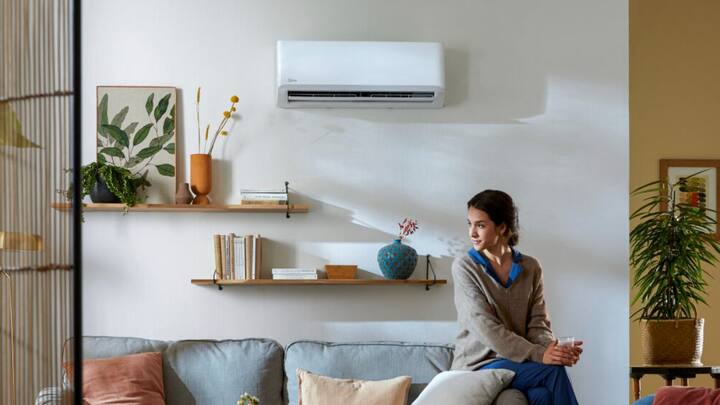 ऐसे में अब बहुत से लोगों के मन में यह सवाल आ रहा है. क्या जिन लोगों के घरों में पहले से ही एसी लगे हुए हैं. उन लोगों पर भी यह नया नियम लागू होगा. तो बता दें फिलहाल इस बारे में सरकार की ओर से साफतौर जानकारी नहीं दी गई है.